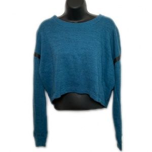 Women's Nike Track & Field Cropped Crewneck Sz M